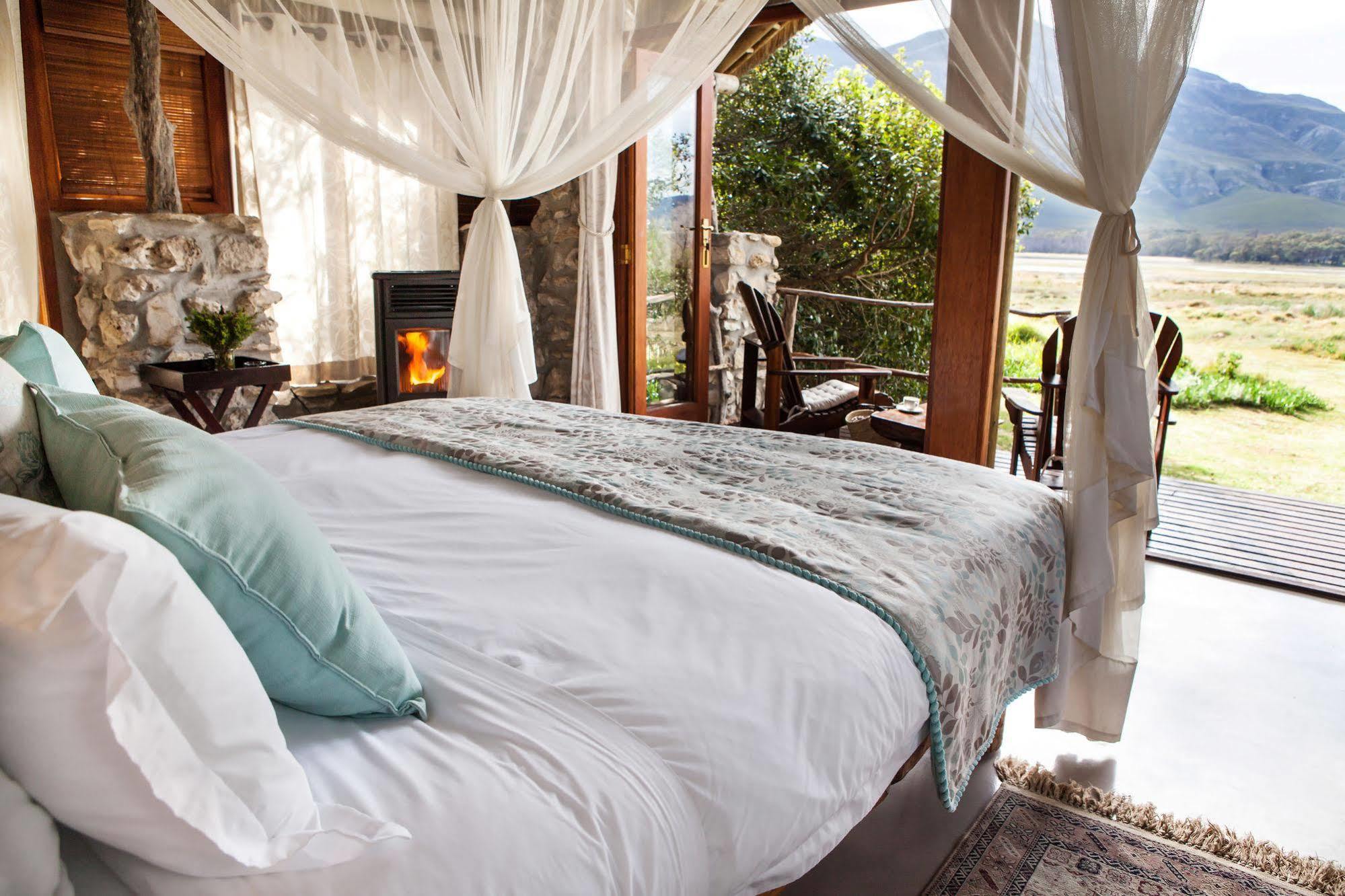 Mosaic Lagoon Lodge Stanford Eksteriør bilde