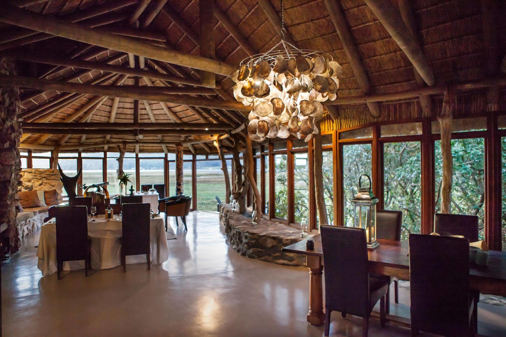 Mosaic Lagoon Lodge Stanford Eksteriør bilde
